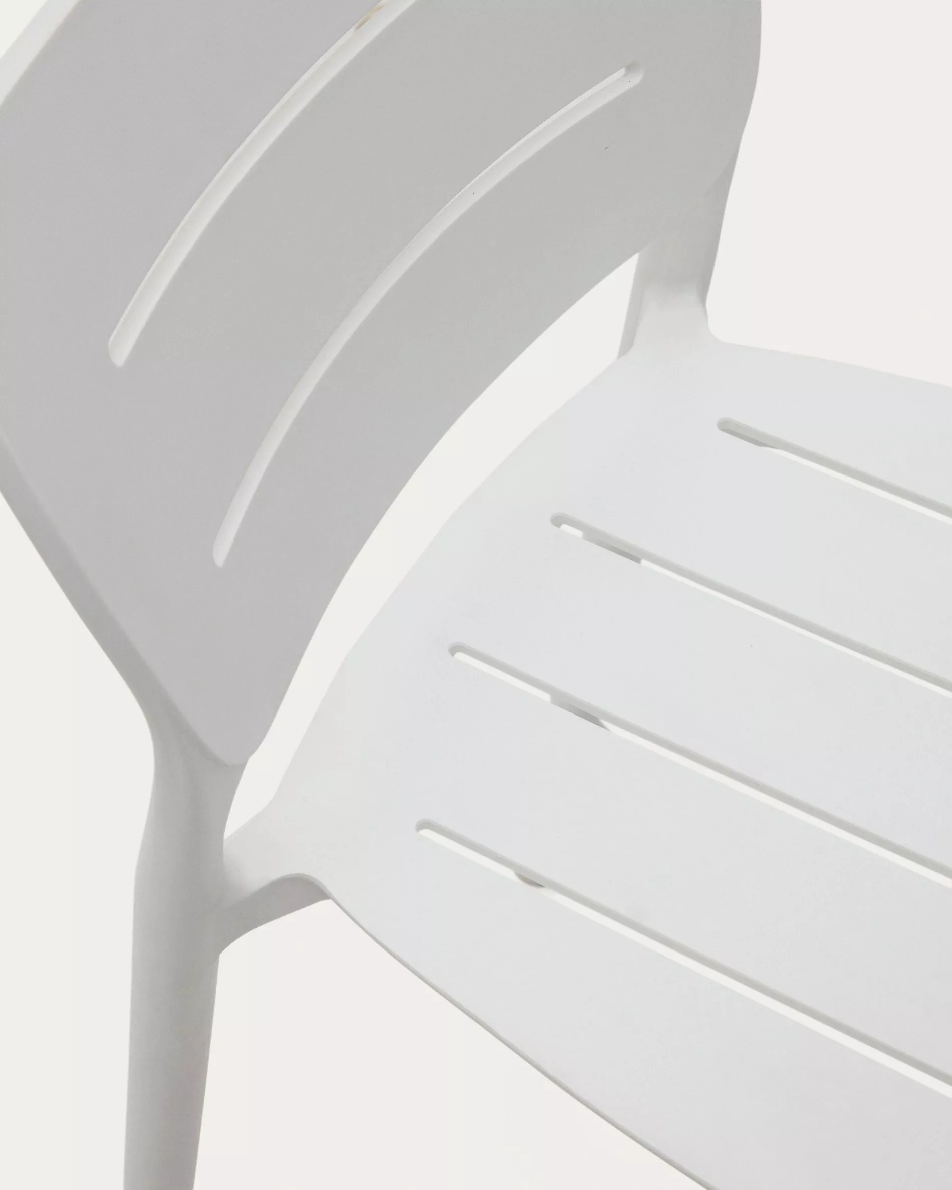 Полубарный стул La Forma Morella белый пластик