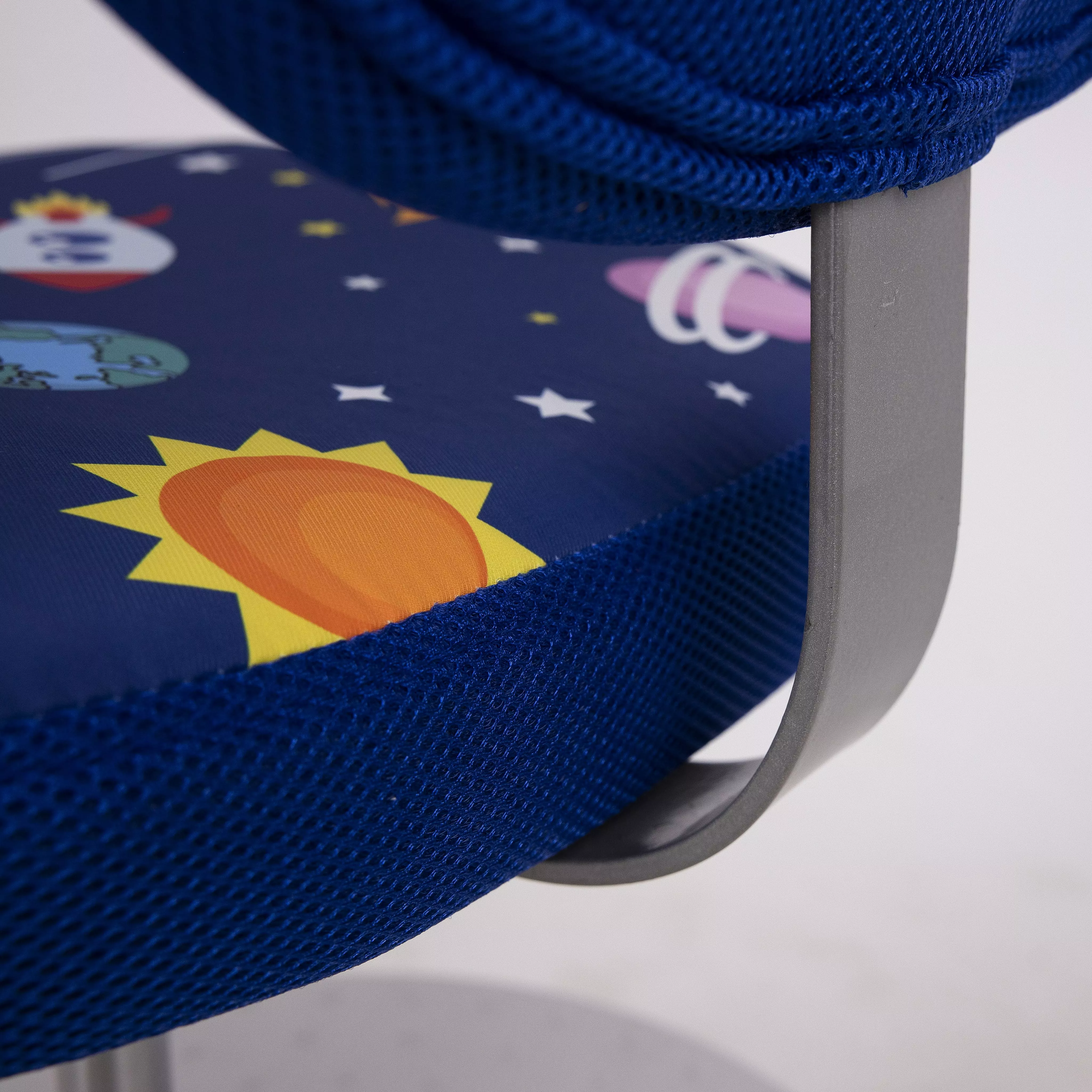 Кресло поворотное Catty синий космос 84762