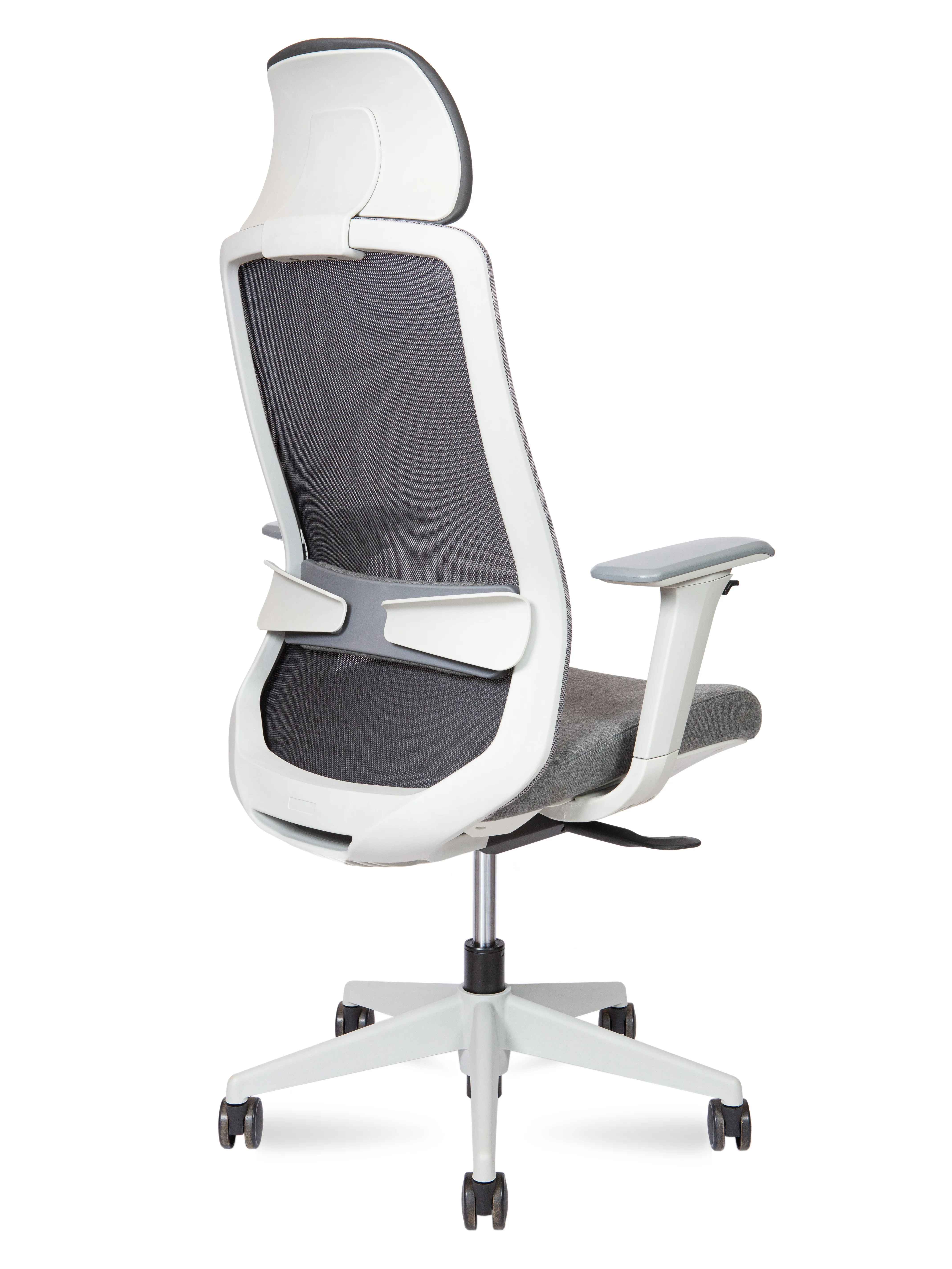 Кресло руководителя (эргономичное) NORDEN Como grey серый H6301-1 grey