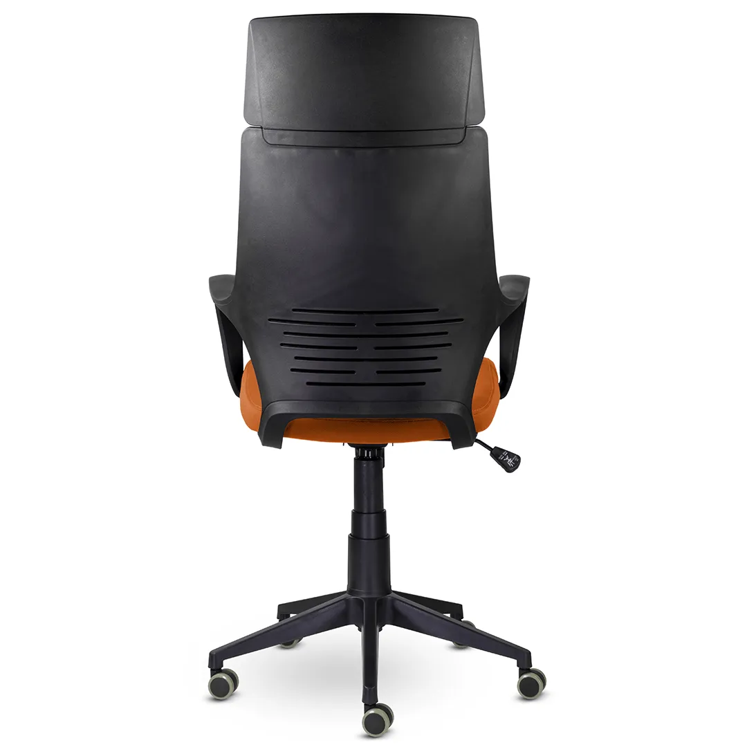 Кресло для руководителя Айкью СН-710 ткань D оранжевый