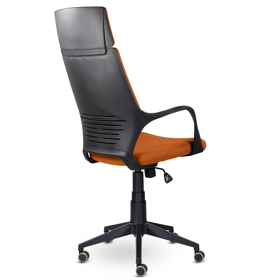 Кресло для руководителя Айкью СН-710 ткань D оранжевый