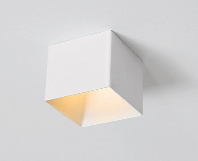 Точечный встраиваемый светильник ITALLINE DL 3024 white